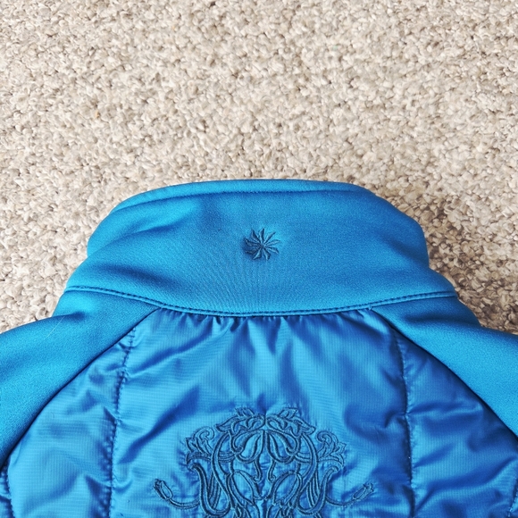 Athleta Puffer Vest Flashback Teal Embroidered Back Performance Running Size S - Picture 6 of 13